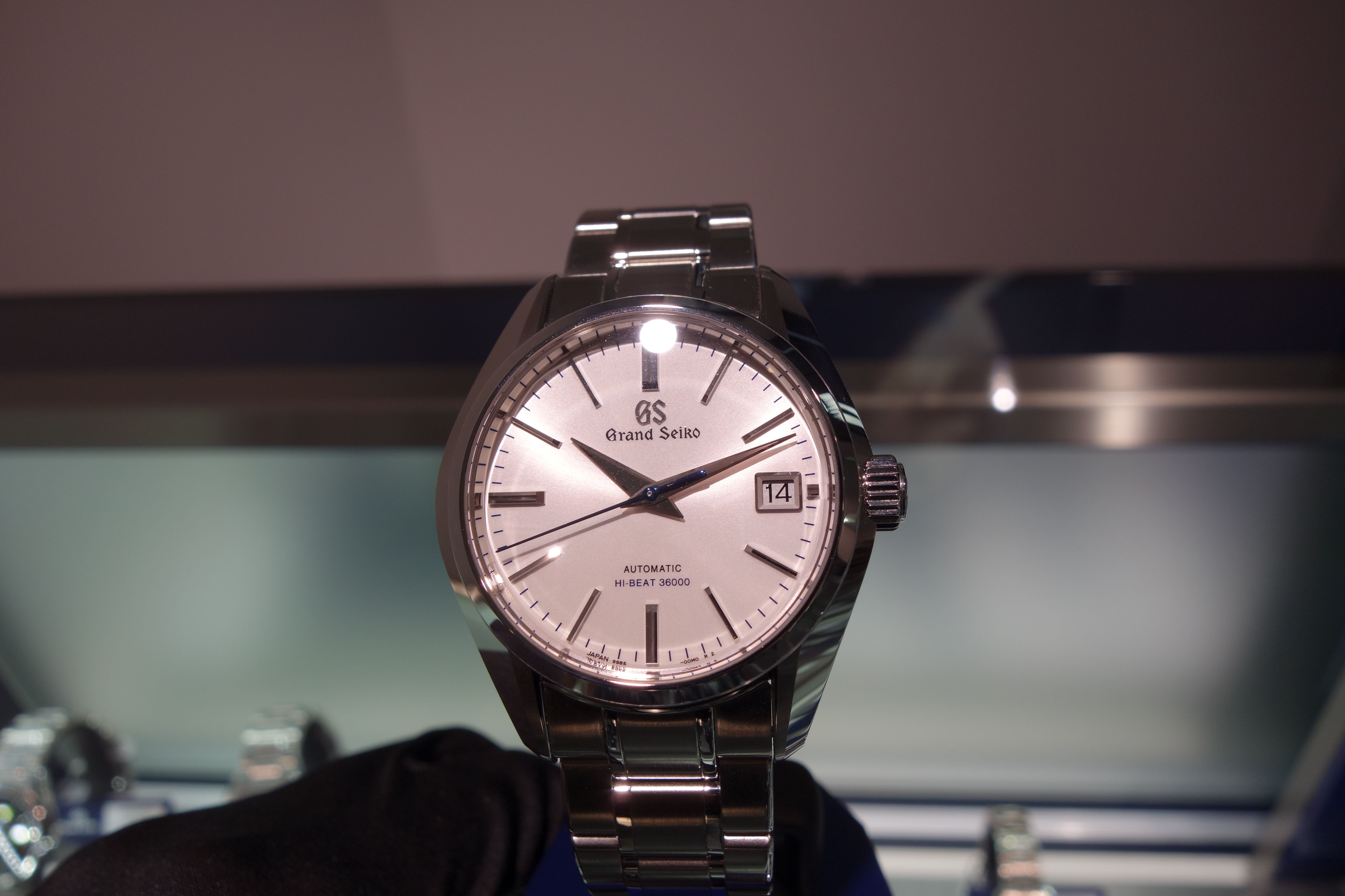 GRAND SEIKO SBGH201 腕時計のNEEL横浜ランドマークタワー店