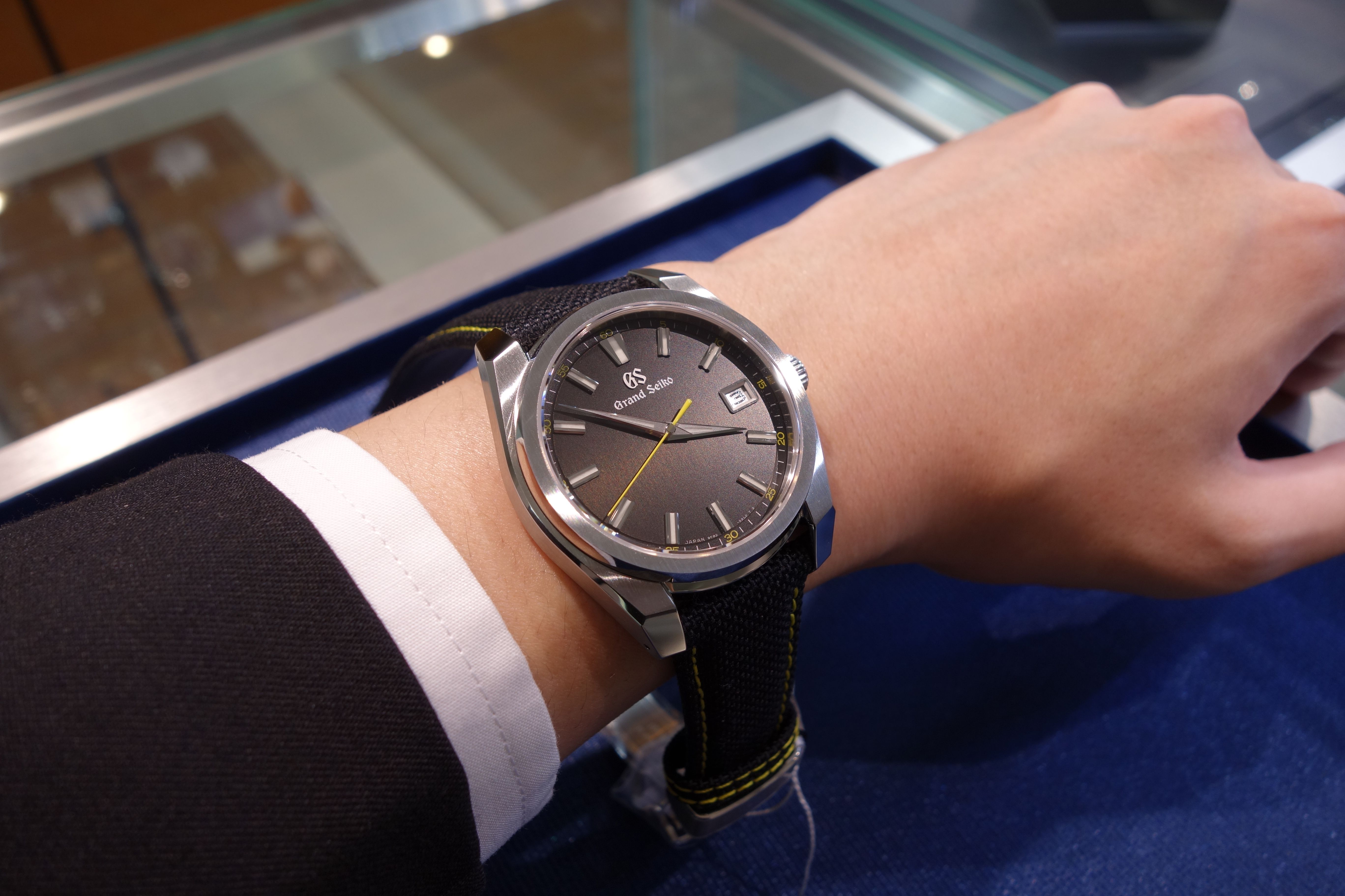 GRAND SEIKO SBGV243 腕時計のNEEL横浜ランドマークタワー店