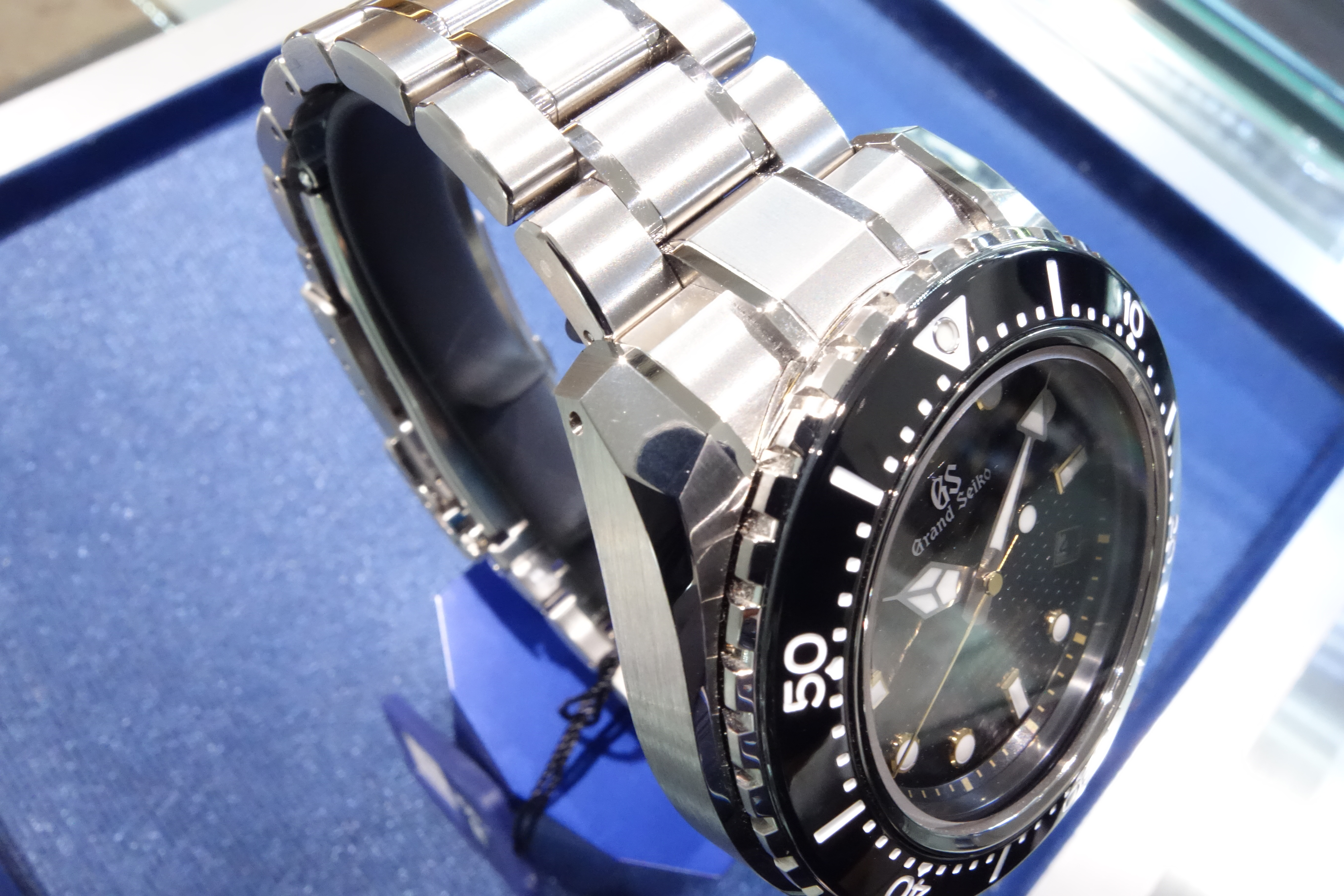 GRAND SEIKO SBGH255 腕時計のNEEL横浜ランドマークタワー店